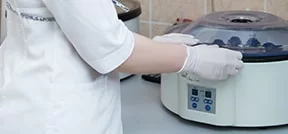 Conservazione e stoccaggio del sangue cordonale / del tessuto placentare Conservazione e stoccaggio del sangue cordonale / del tessuto placentare