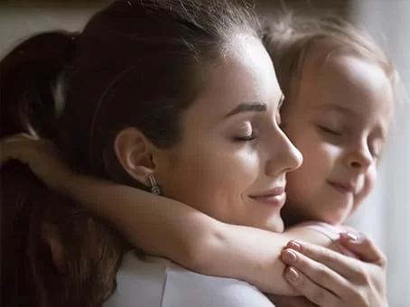 Adottare un bambino o rivolgersi ad una madre surrogata? foto Adottare un bambino o rivolgersi ad una madre surrogata? immagine