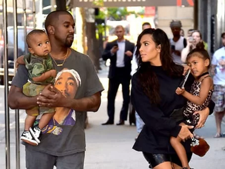 Anche Kim Kardashian ha scelto la maternità surrogata foto Anche Kim Kardashian ha scelto la maternità surrogata immagine